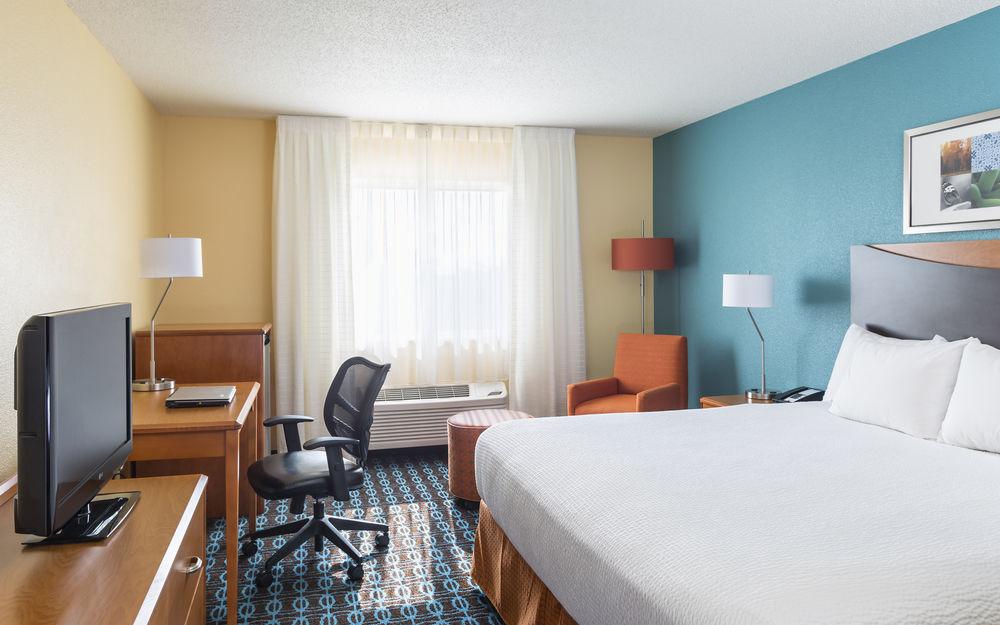 Fairfield & Hotel Lafayette