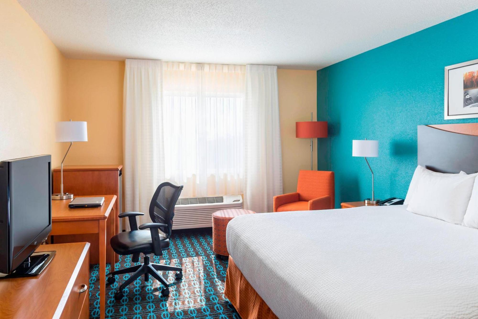 Fairfield & Hotel Lafayette