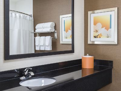 Hotel Fairfield & 3*