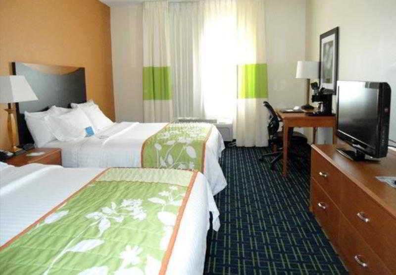 Hotel Fairfield &