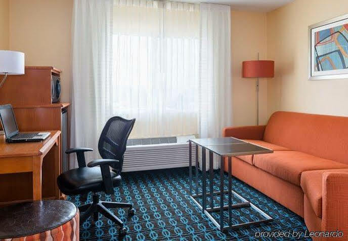Fairfield & Hotel Lafayette